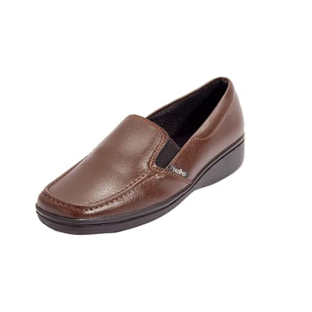 Zapatos de dotacion para mujer en Bogotá Normas Dim 53516, ISO 20345, flexión NTC ISO 20344, adherencia NTC 2038